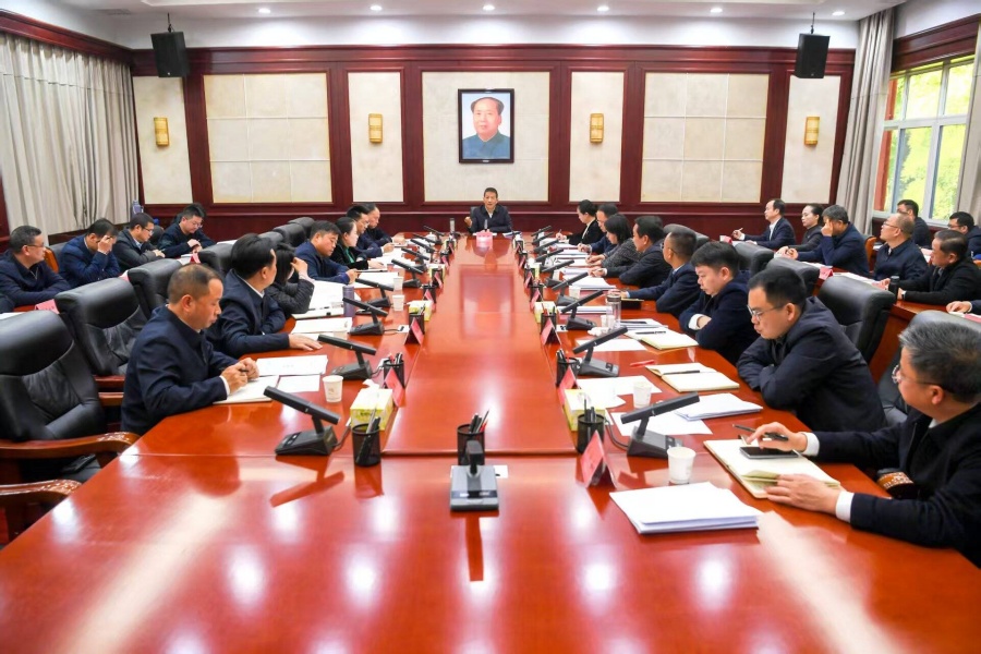 許忠建主持召開(kāi)做好旅發(fā)大會(huì)“后半篇文章”專題調(diào)度會(huì)